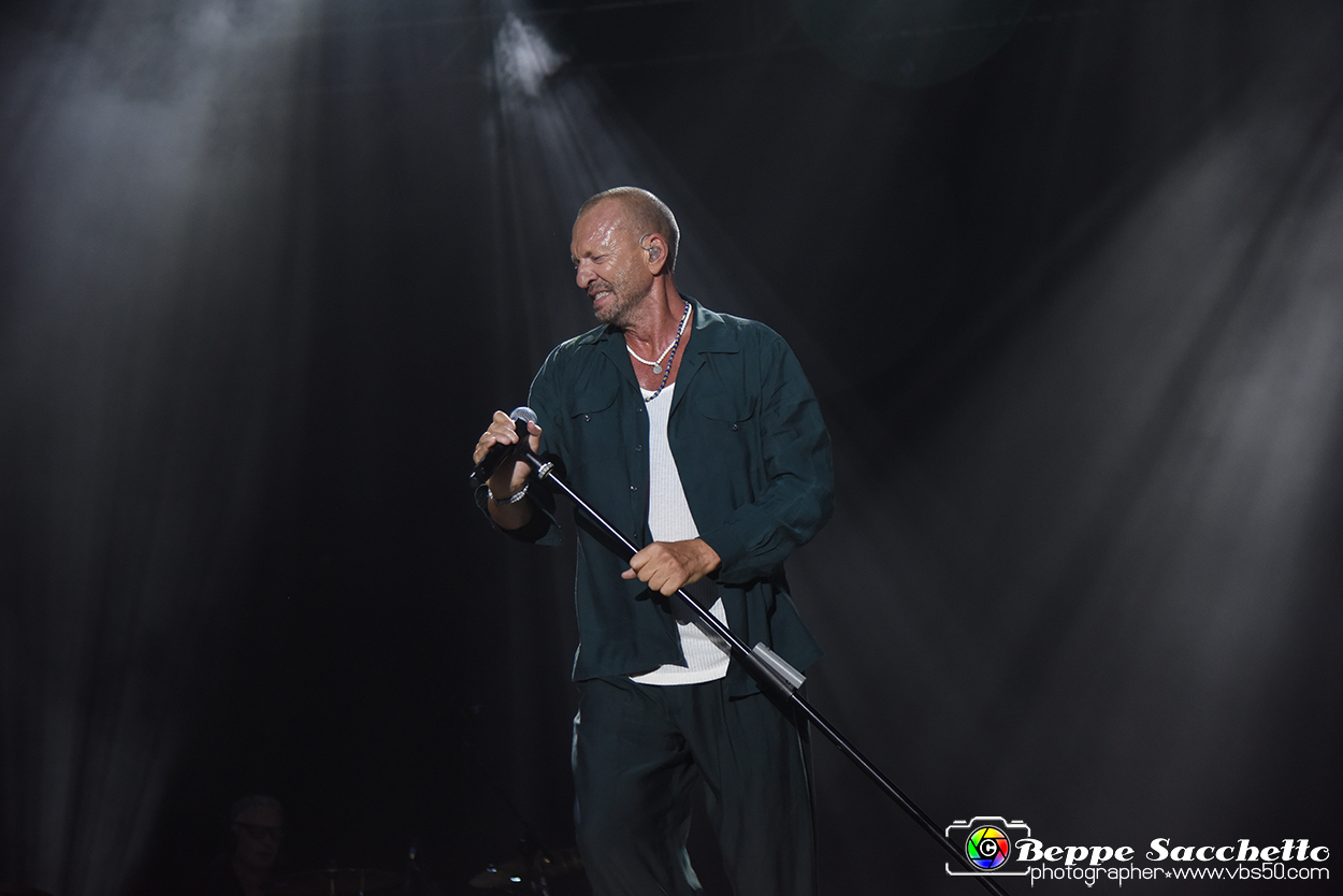 VBS_0878 - Concerto Biagio Antonacci - Palco Centrale Tour 2023.jpg